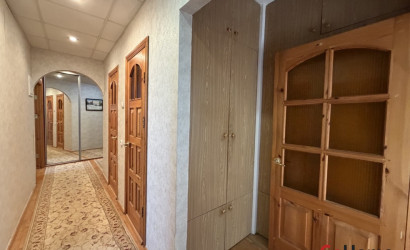 Купить 3-комнатную квартиру, Гродно, Советских Пограничников, 114. Фото 8