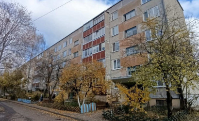 Купить 3-комнатную квартиру, Пинск, Революционная, 9. Фото 1