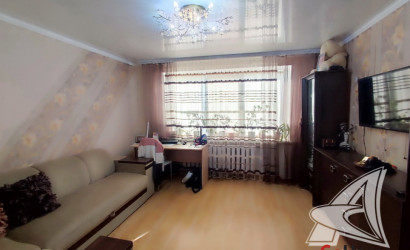 Купить 3-комнатную квартиру, Кобрин, , . Фото 1