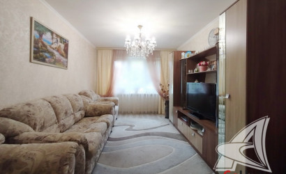 Купить 3-комнатную квартиру, Брест, Южный, ул. Защитников Отечества. Фото 1