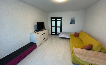 Снять 3-комнатную квартиру на сутки, Заславль, проспект Ленина 1А. Фото 3