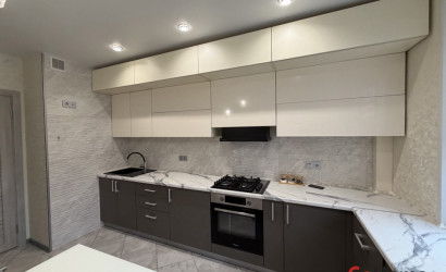 Купить 3-комнатную квартиру, Гродно, Виктора Глухова, 24. Фото 3