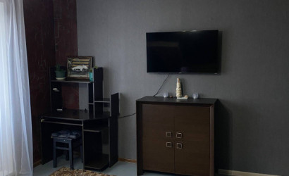 Снять 2-комнатную квартиру на сутки, Слоним, 1 Семилетки. Фото 2