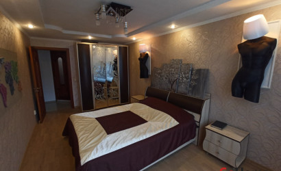 Снять 2-комнатную квартиру на сутки, Боровка, д13. Фото 3