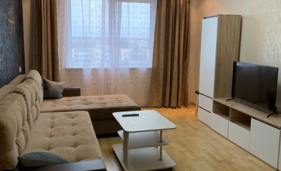 Снять 2-комнатную квартиру на сутки, Жлобин, 16 микрорайон, дом 24. Фото 1