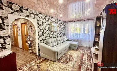  5-этаж.(61.1 м2), Слуцк(Кононовича ул., 8)