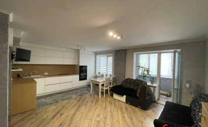 Купить 3-комнатную квартиру, Пинск, Первомайская, 55. Фото 1