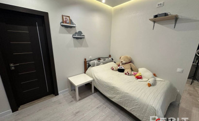 Купить коттедж, Дещенка, Молодёжная, 6, 15 соток. Фото 15