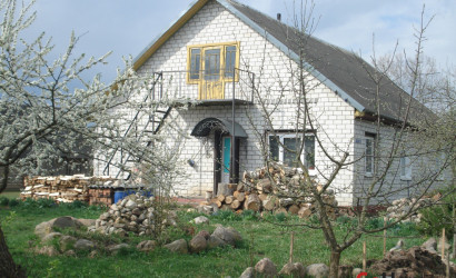 Купить дом, Радюки, Доватора,13, 100 соток. Фото 1