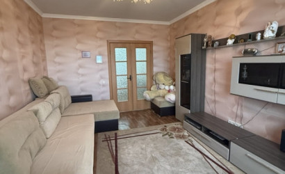 Купить 3-комнатную квартиру, Бобруйск, Ковзана, 57. Фото 1