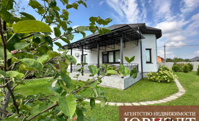 Купить коттедж, Брест, ул. Шафрановая, д. , 9.9 соток. Фото 1