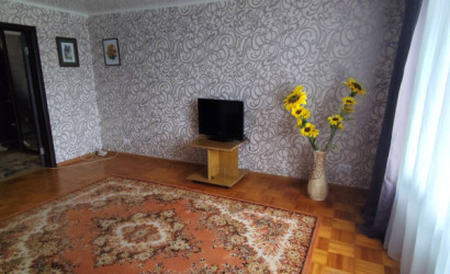 Снять 4-комнатную квартиру на сутки, Бобруйск, Ульяновская, 48. Фото 2