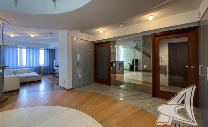 Купить 3-комнатную квартиру, Брест, Центр, ул. Халтурина. Фото 9