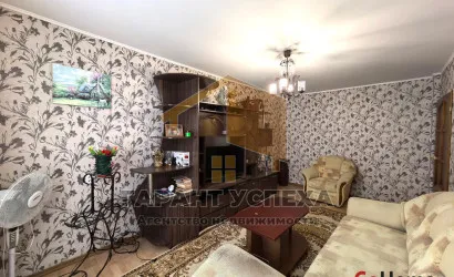  52.5 м2, Кобрин(,)