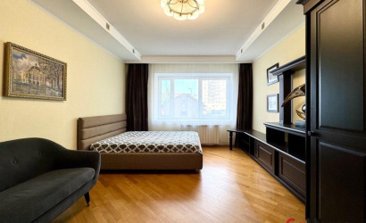 Снять 3-комнатную квартиру, Минск, г. Минск, ул. Берута, 15/2. Фото 1