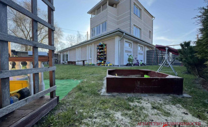 Купить коттедж, Клейники, Вишневая, 6 соток. Фото 3