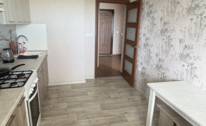 Снять 1-комнатную квартиру на сутки, Молодечно, В.Гостинец 154. Фото 1