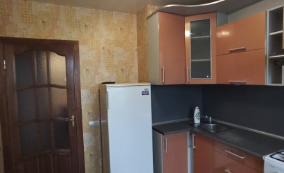 Снять 1-комнатную квартиру, Сеница, Набережная. Фото 3