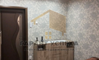 Купить 3-комнатную квартиру, Беловежский, ул. Ленина. Фото 1