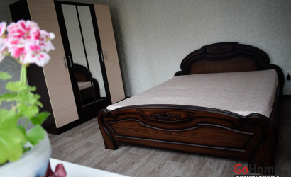 Снять 1-комнатную квартиру на сутки, Пинск, Пинск улица Кирова 2А. Фото 1