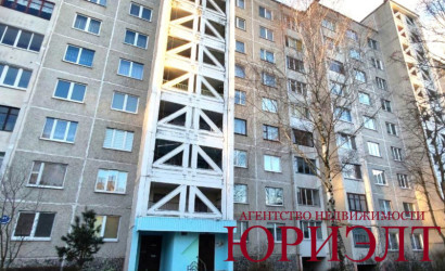 Купить 3-комнатную квартиру, Барановичи, Парковая, 27. Фото 1