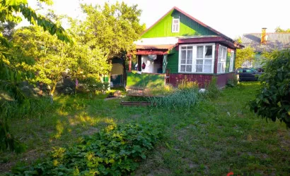  1-этаж.(25 м2), Ратомка(ст. Ясная Поляна дом 18)