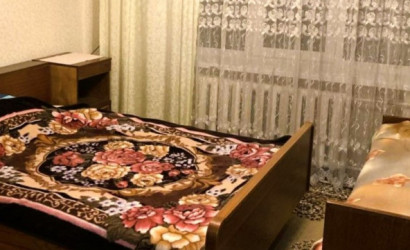 Снять 2-комнатную квартиру на сутки, Хойники, К. Маркса, 20. Фото 1