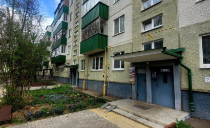 Купить 4-комнатную квартиру, Минск, Ауэзова ул., 4/1(Заводской район). Фото 2