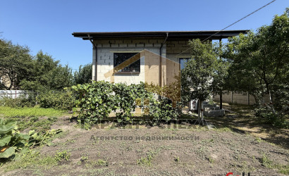 Купить дом, Брест, ул. Вересковая, 9.99 соток. Фото 2