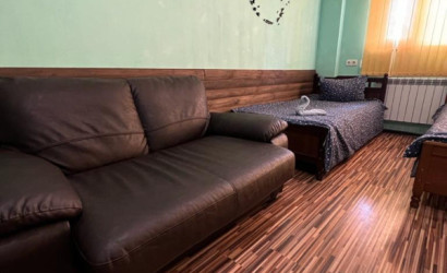 Снять 4-комнатную квартиру на сутки, Лунинец, Баженовой, 3А. Фото 3