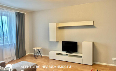 Снять 3-комнатную квартиру, Минск, Станислава Монюшко ул. 10 (Ленинский район). Фото 1