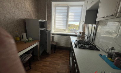 Снять 1-комнатную квартиру на сутки, Ельск, 50 лет СССР, д.31. Фото 2
