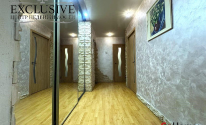 Купить 3-комнатную квартиру, Новополоцк, Молодежная ул., 142. Фото 3