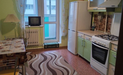 Купить 1-комнатную квартиру, Нарочь, Октябрьская, 27. Фото 4