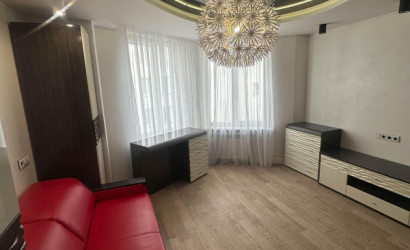 Купить 4-комнатную квартиру, Минск, Червякова ул., 55 (Центральный район). Фото 6