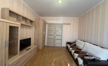 Снять 2-комнатную квартиру на сутки, Гродно, Проспект Янки Купалы, 84. Фото 1