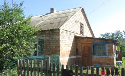  1-этаж.(81 м2), Лахва(Рыбхозная 28 до центра 0.2 км / 2 мин)