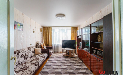 Купить 3-комнатную квартиру, Фаниполь, Комсомольская ул., 12. Фото 1