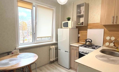 Снять 2-комнатную квартиру на сутки, Солигорск, Козлова, 34. Фото 3