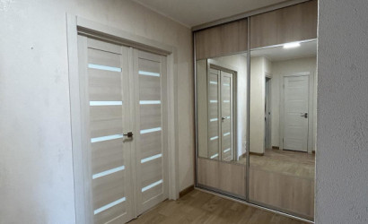 Купить 2-комнатную квартиру, Лида, Республиканская. Фото 2