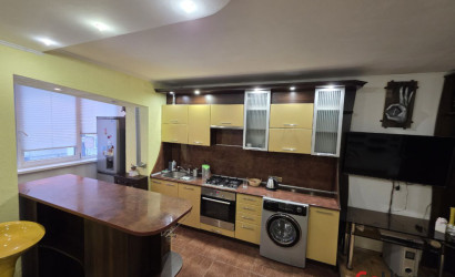 Купить 3-комнатную квартиру, Пинск, Ломоносова 18. Фото 5