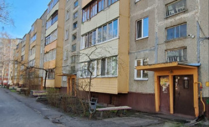 Купить 3-комнатную квартиру, Речица, 5-й микрорайон, 2. Фото 1