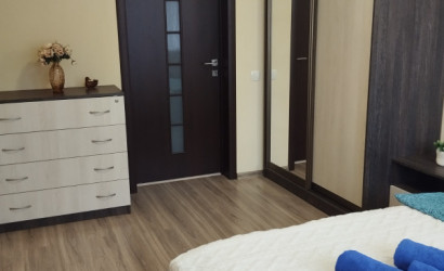 Снять 3-комнатную квартиру на сутки, Пинск, площадь Ленина 4. Фото 6