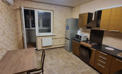 Снять 3-комнатную квартиру на сутки, Калинковичи, Сомова. Фото 2