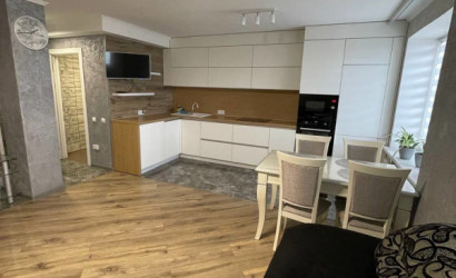 Купить 3-комнатную квартиру, Пинск, Первомайская, 55. Фото 3