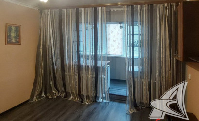 Купить 3-комнатную квартиру, Дивин, , . Фото 1