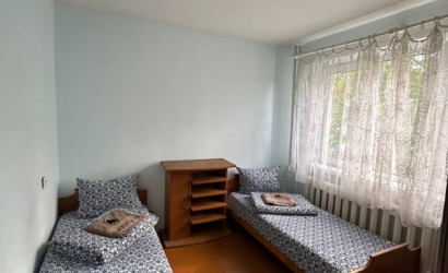 Снять 3-комнатную квартиру на сутки, Солигорск, Козлова, 5. Фото 1