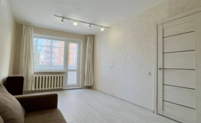 Купить 1-комнатную квартиру, Солигорск, Шахтеров б-р, 20. Фото 6