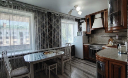 Снять 3-комнатную квартиру на сутки, Кобрин, Пушкина,9. Фото 5