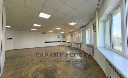 Аренда офиса, Брест, ул. Карьерная,  90.9 кв.м.. Фото 1